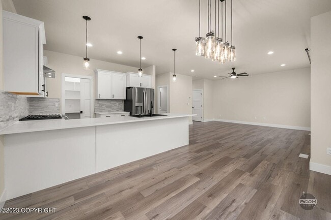 Building Photo - 4283 Ose St