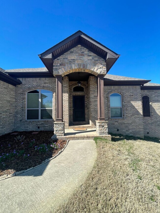 Foto del edificio - Great location in Sherwood