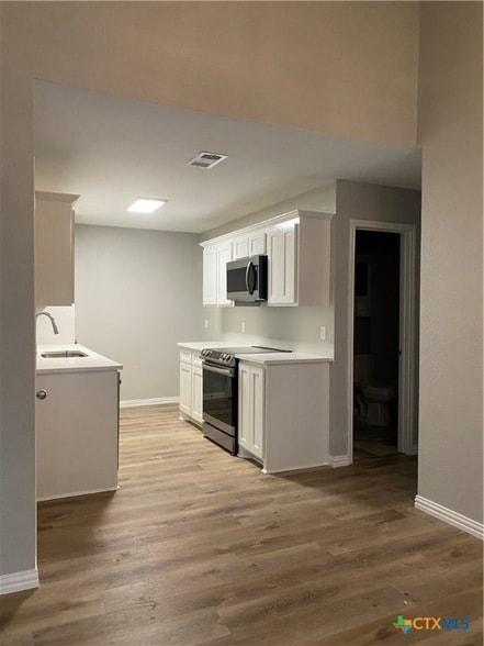 Foto del edificio - 4713 Stone Ridge Dr