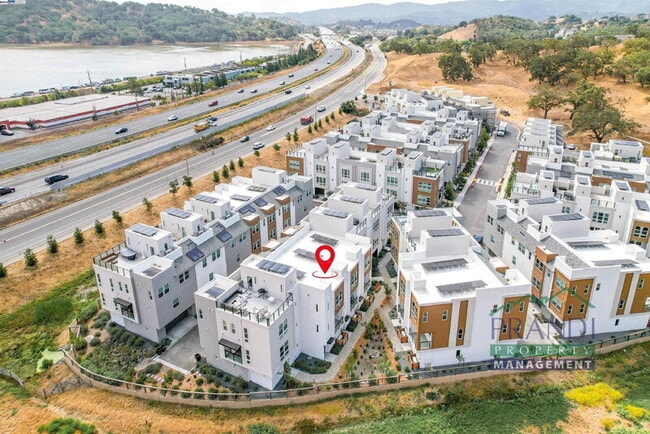 Foto del edificio - 850 Verandah Ln