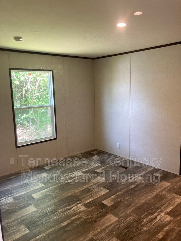 327 Hillsdale Estates Ln, Dixon Springs, TN 37057 House Rental in