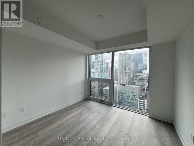 Building Photo - 82-2882 Dalhousie St