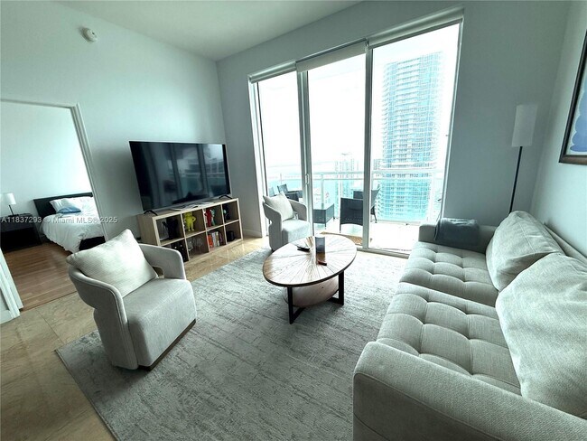 Foto del edificio - 950 Brickell Bay Dr