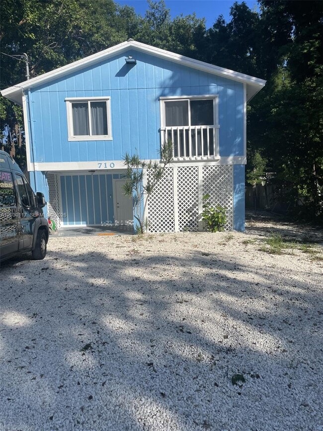 Building Photo - 710 Barcelona Rd