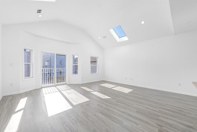 Foto del edificio - 62 Hutton St