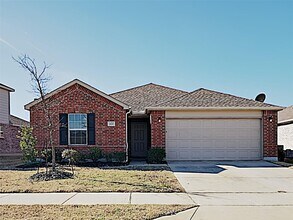 Building Photo - 1620 Gayla Creek Dr