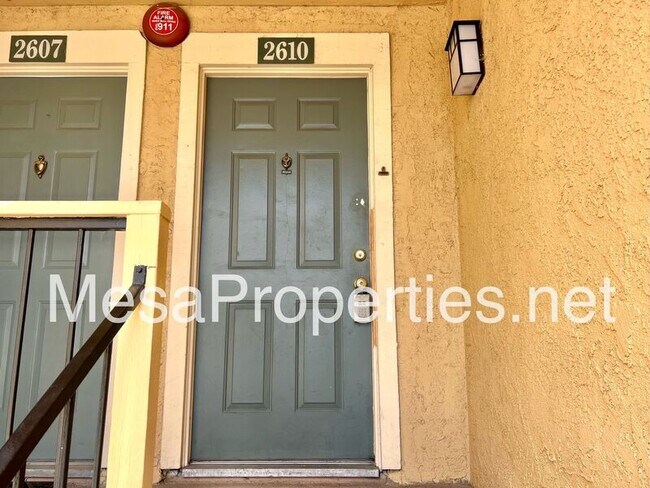 Building Photo - 10655 Lemon Ave