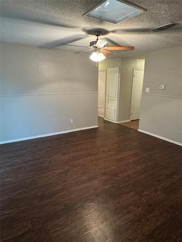 Building Photo - 5408 Greenwood Way