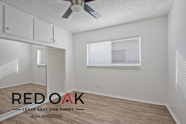 Foto del edificio - ~1 Month FREE~ Magnificent One Bedroom wit...