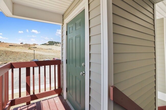 Building Photo - 2Bedroom Burro Ranch Condo!