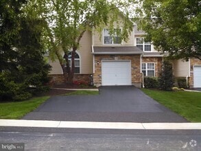 Building Photo - 173 Gleneagles Ct