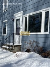 Building Photo - 33 Roosevelt Ave