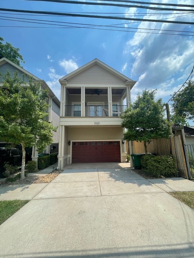 Building Photo - 5523 Kansas St