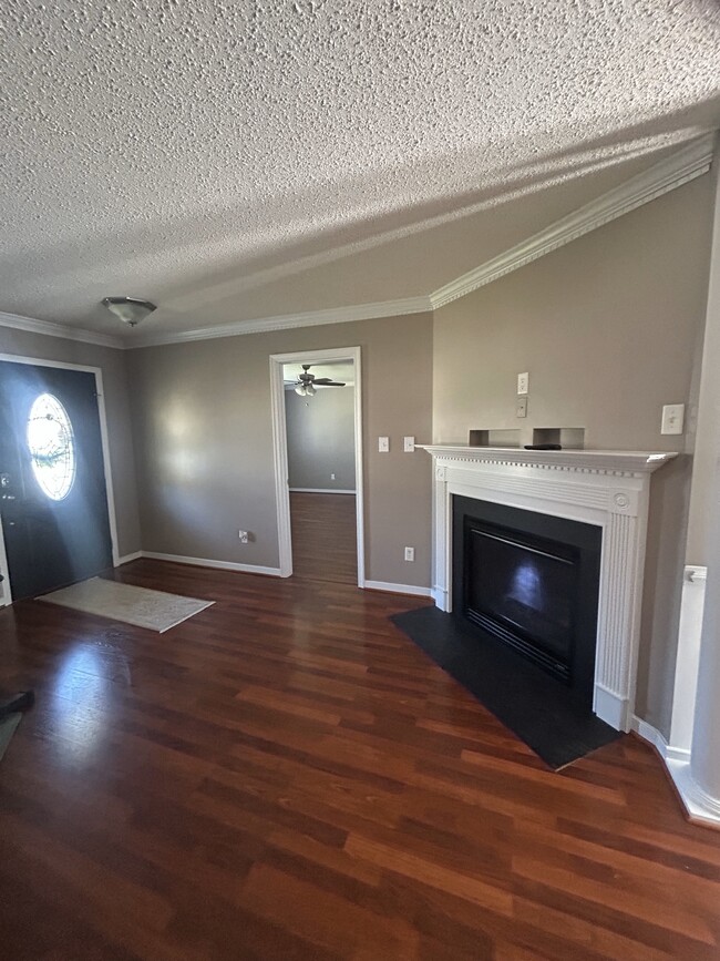 Building Photo - 3707 Vanhorn Ct
