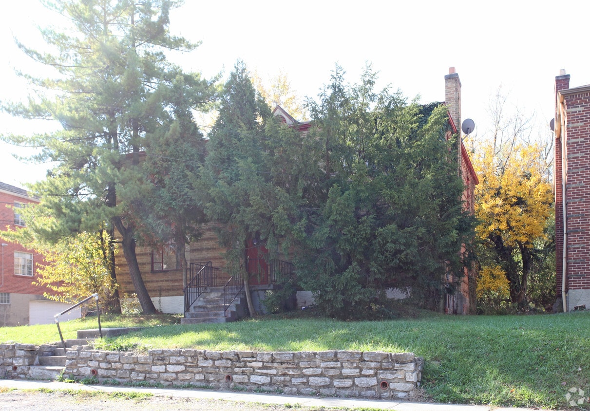71 Glenwood Ave, Cincinnati, OH 45217 Apartments in Cincinnati, OH