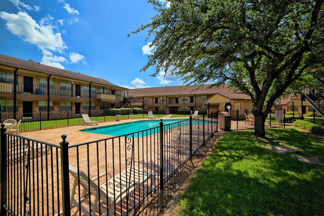 Castlewood Apartments Shreveport, LA