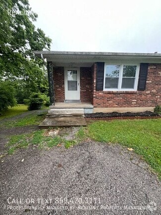 Building Photo - 310 Locust Heights