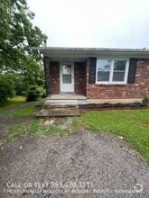 Building Photo - 310 Locust Heights