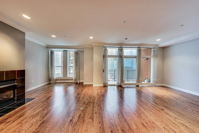 Building Photo - 415 E North Water St