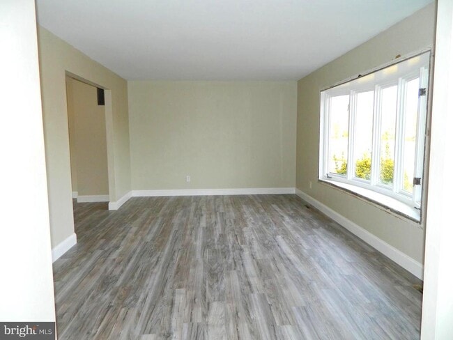 Building Photo - 92 Altair Dr