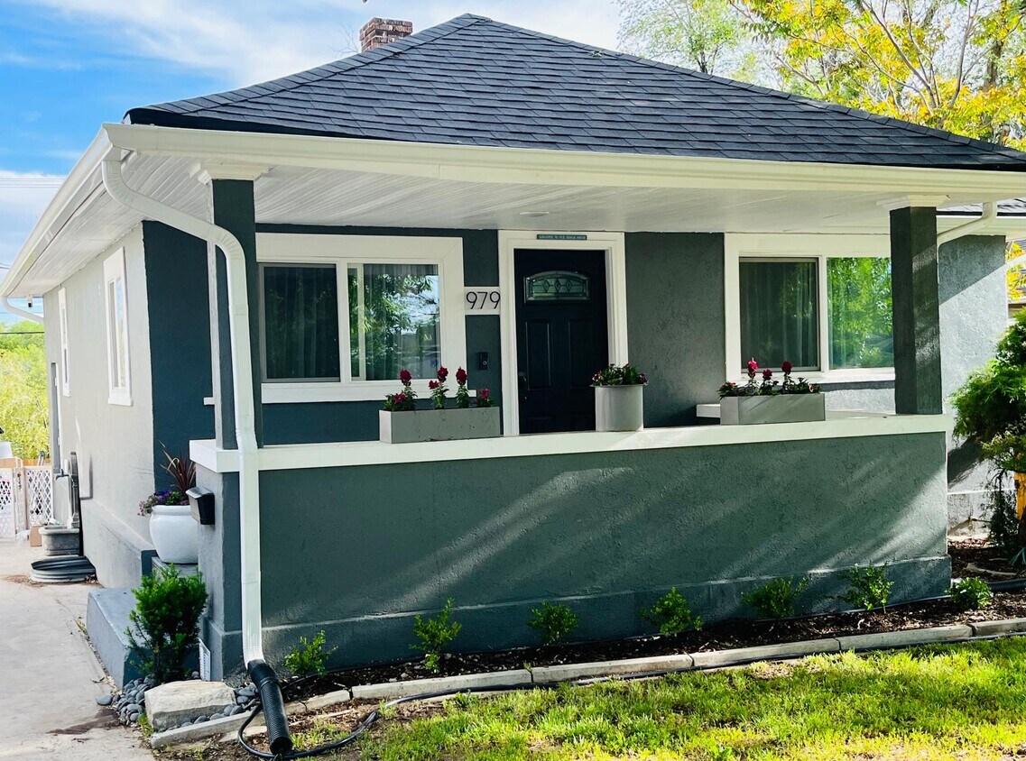 Foto principal - 979 Patterson St