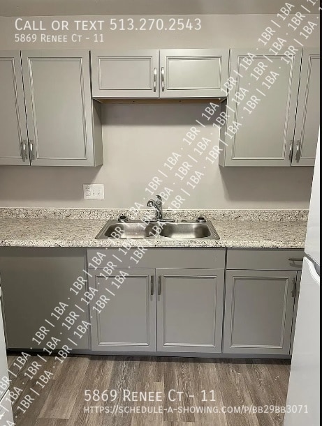 Building Photo - 5869 Renee Ct