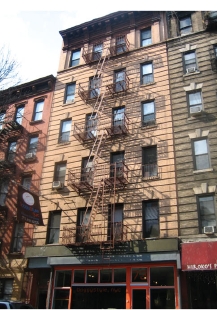 Building Photo - 73 Thompson St