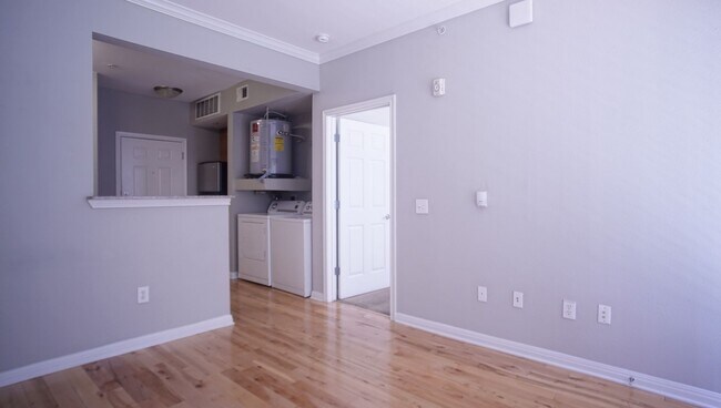 Foto del edificio - 1/1 in West Campus