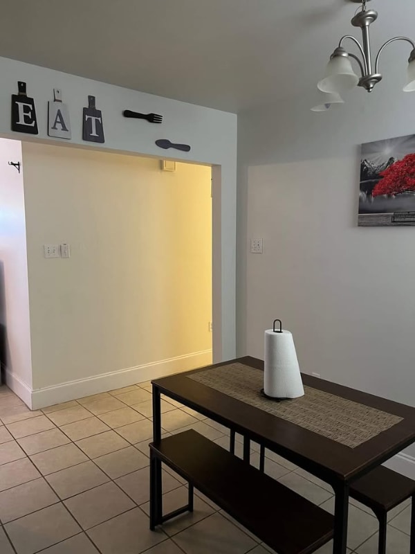 Foto del edificio - 2228 Riverland Dr