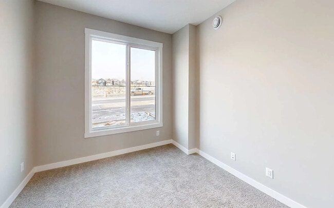 Building Photo - 20998 Seton Way SE
