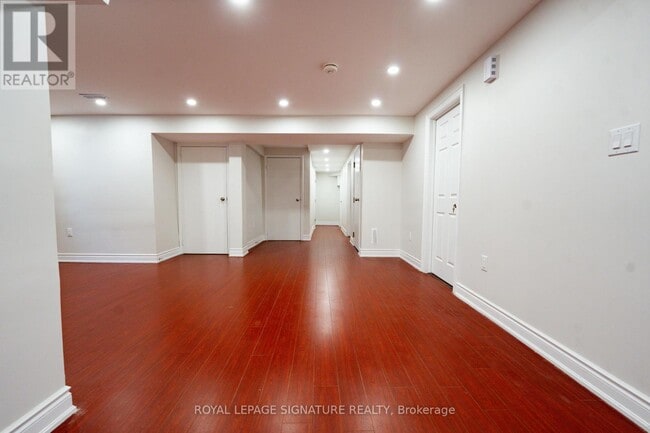 Building Photo - 3163 Galbraith Dr