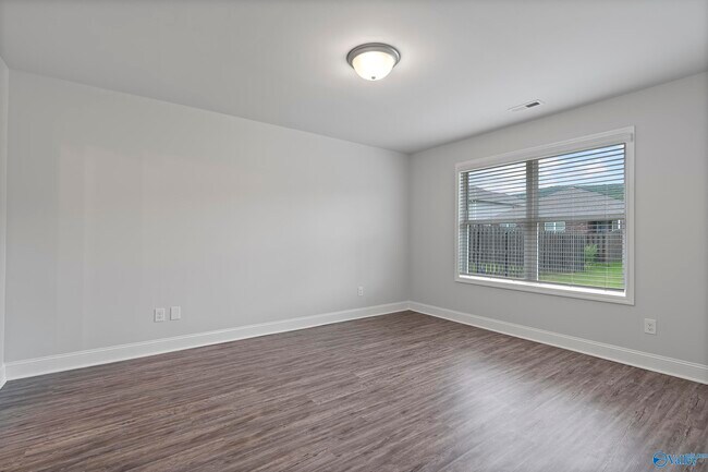 Building Photo - 6070 Thorntons Way Cir NW