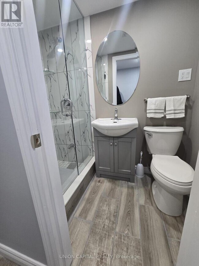 Photo du bâtiment - 71 Osterhout Pl