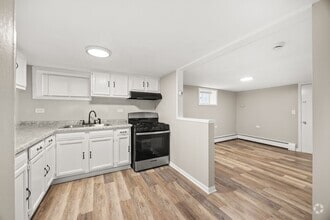 Building Photo - 2100 Lombard Ave