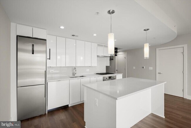 Foto del edificio - 1311 13th St NW