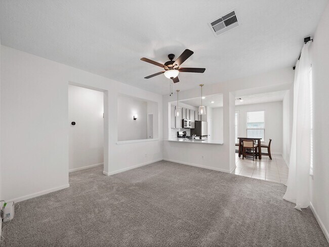 Foto del edificio - 15614 Tawny Stark Dr