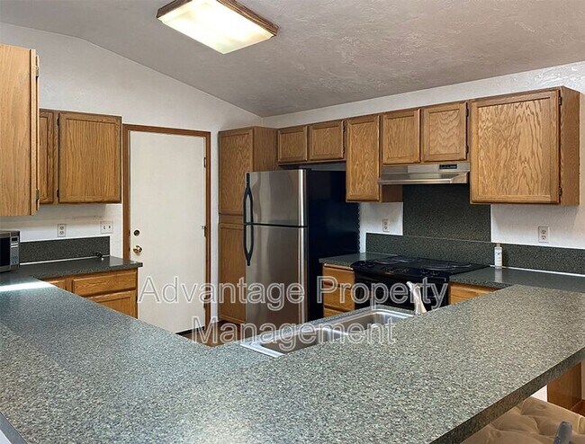 Foto del edificio - 1138 NE Conser Pl
