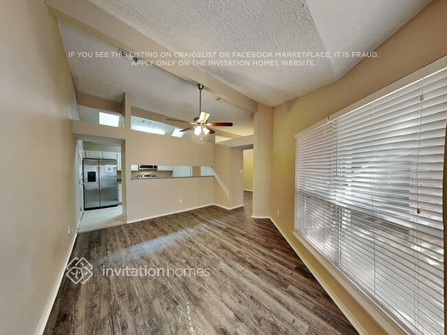 Foto del edificio - 13007 Stancliff Oaks St