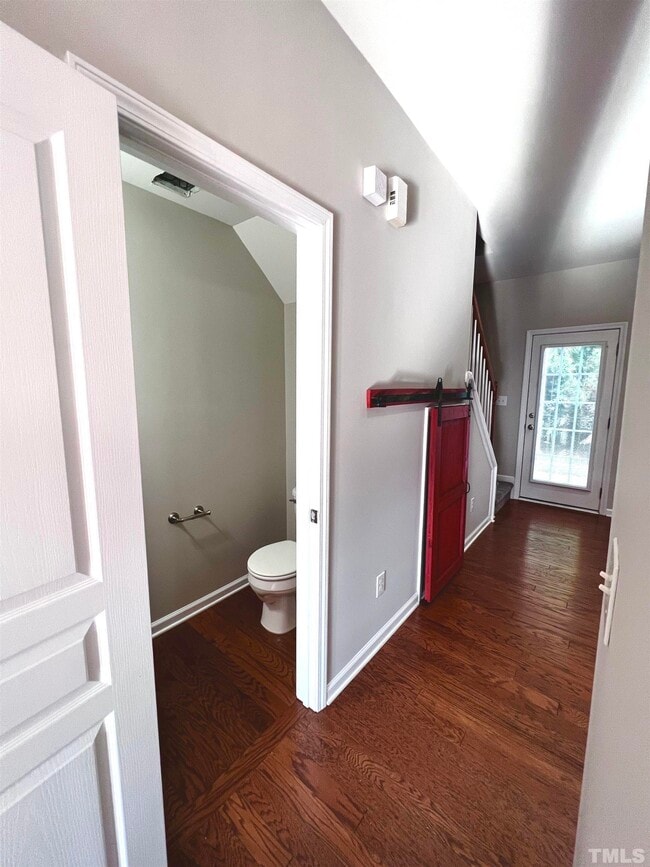 Building Photo - 846 Cupola Dr