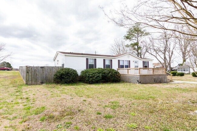 Building Photo - Adorable manufactured home in Maysville