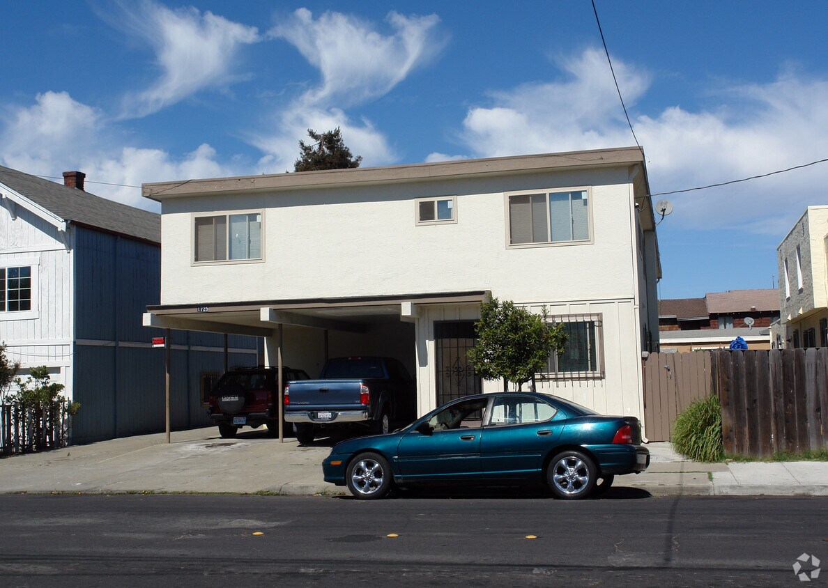 Building Photo - 1725 Bissell Ave