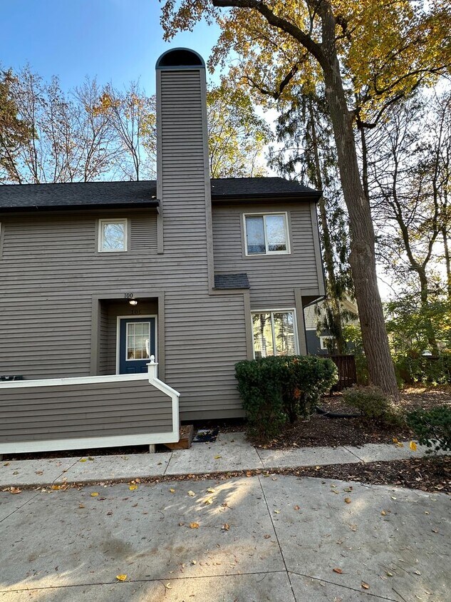 Primary Photo - 2 Bedroom 1 Bath