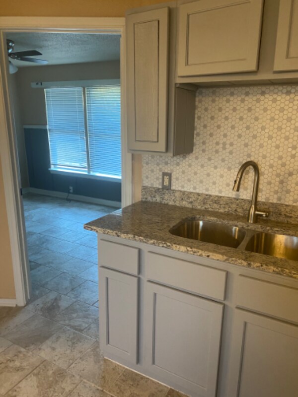 8339 White Settlement Rd, White Settlement, TX 76108 Apartment for