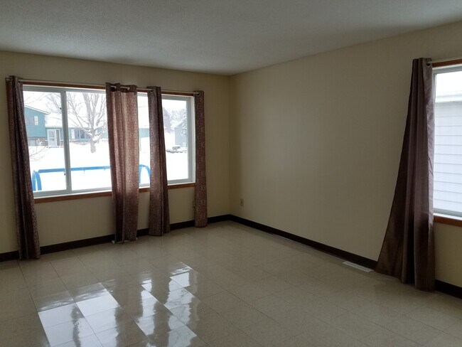 Foto del edificio - 125 10th Ave SE