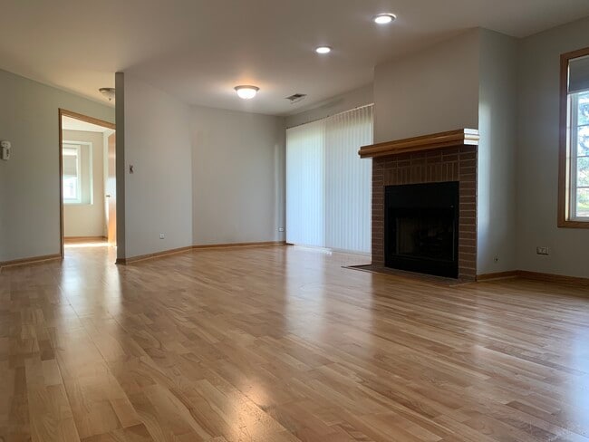 Building Photo - 308 Ashbury Ct