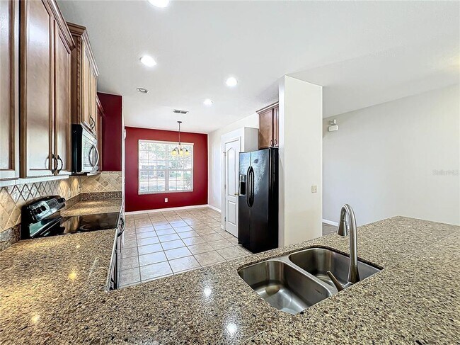 Foto del edificio - 605 Parker Lee Loop