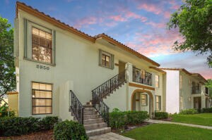 Foto principal - 2950 Olivewood Terrace