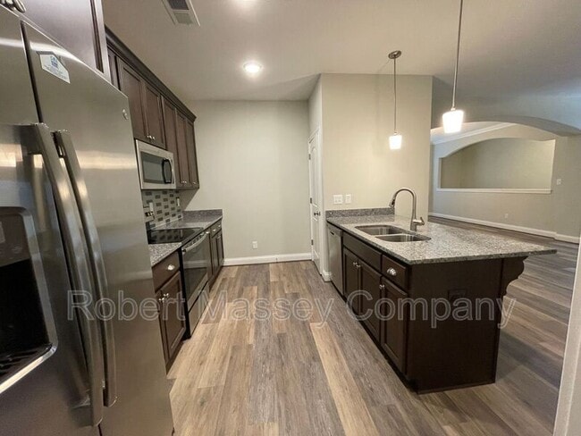 Foto del edificio - 311 Beckley Ridge Ln