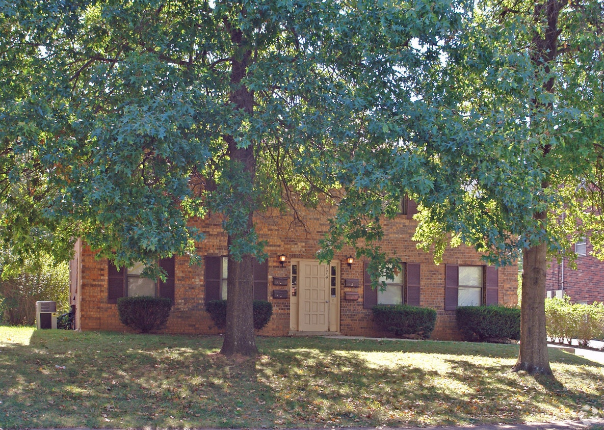 174 Donabrook Ct, Lexington, KY 40517 Apartments in Lexington, KY