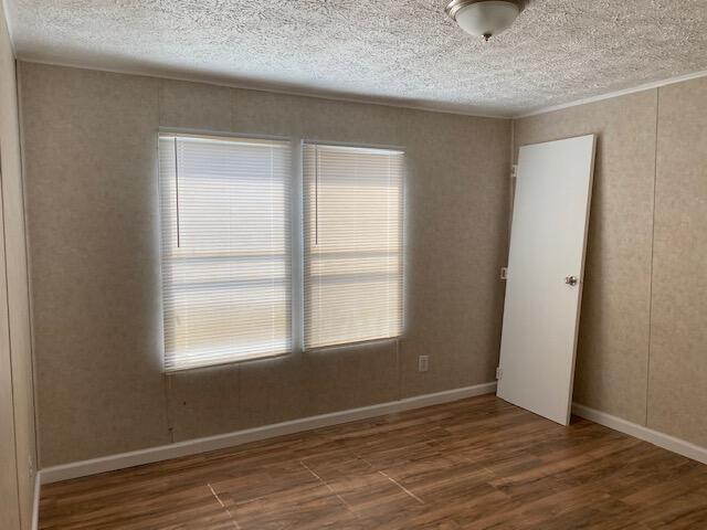 Foto del edificio - 1141 Lake Dr